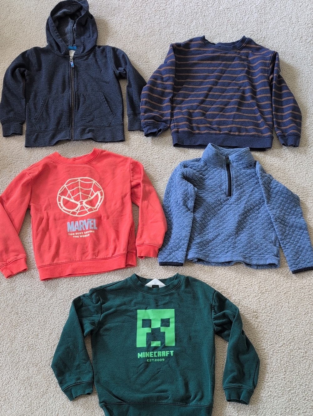 Boys 6/7 Sweatshirt, Zip Up Lot